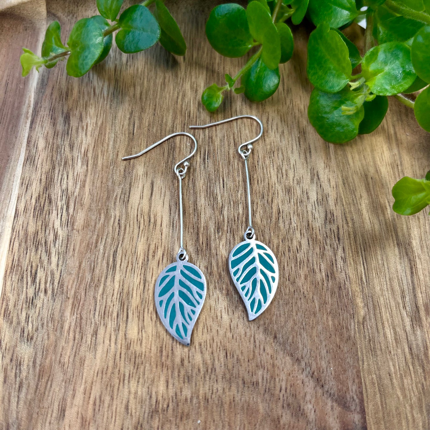Silver Leaf Drops - Green
