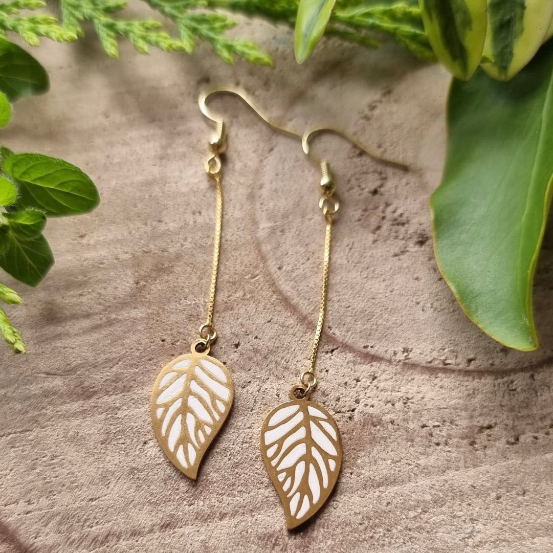 Gold dangly leaves - White